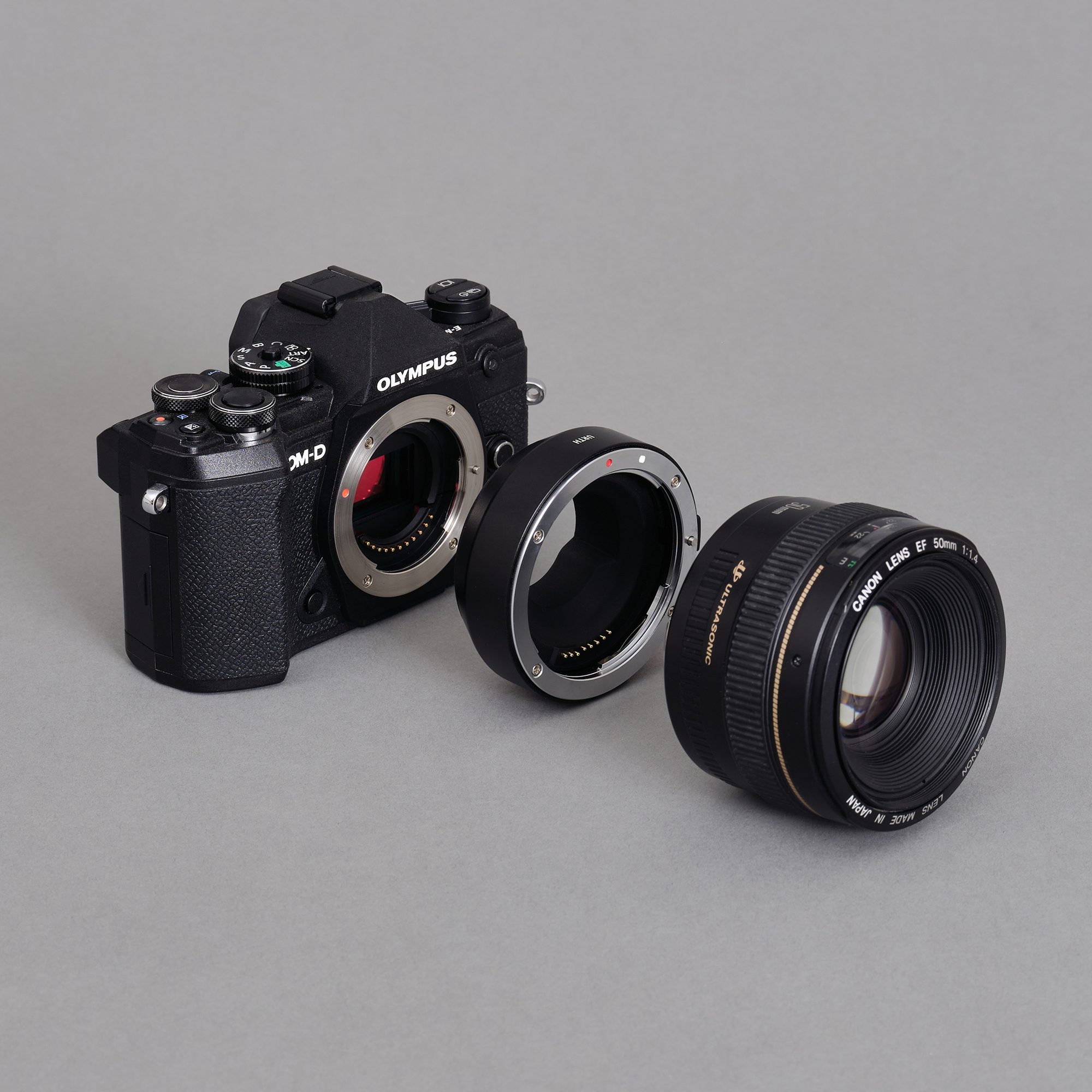 Urth Electronic Lens Mount Adapter EOS-M43