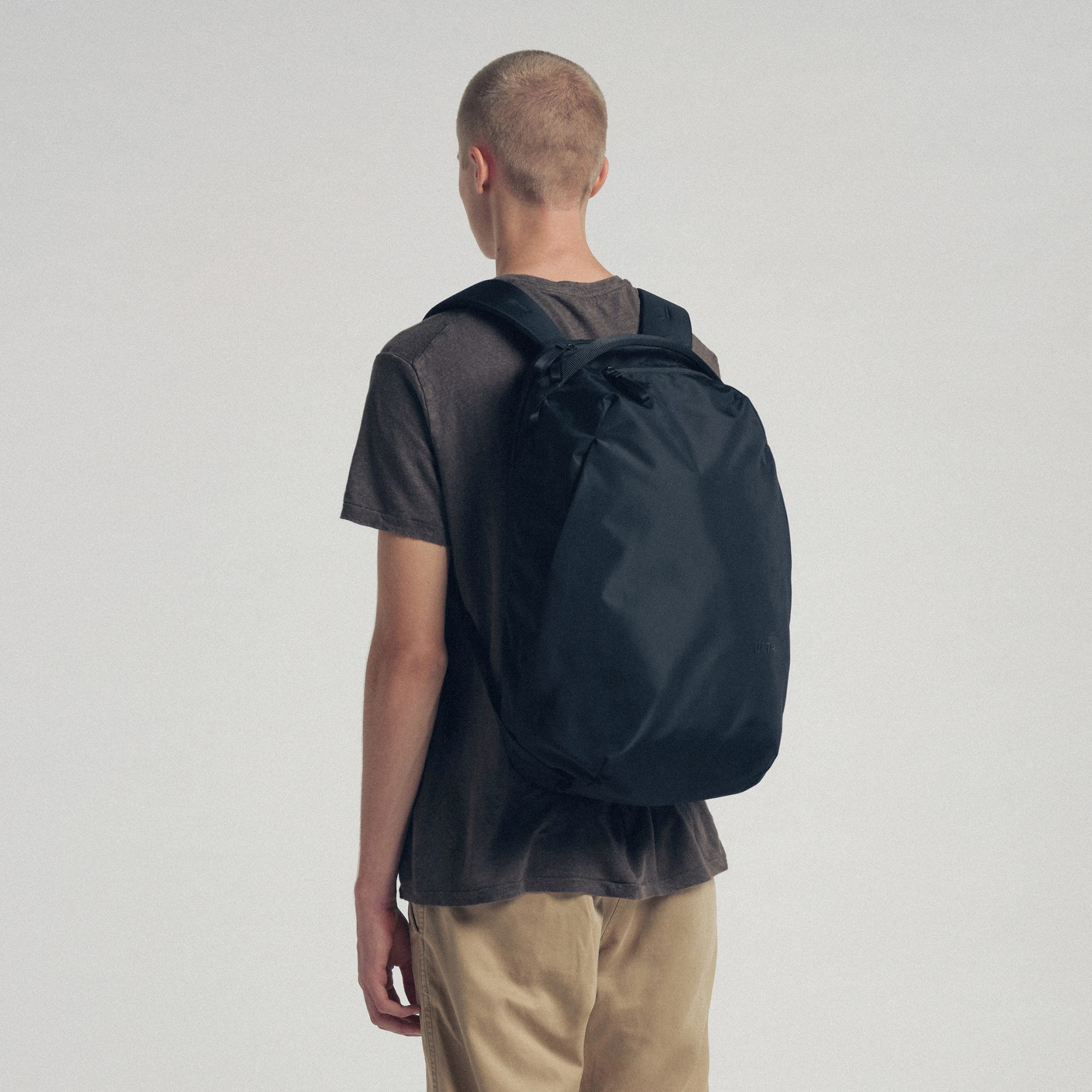 Urth Norite 24L Backpack (Black)