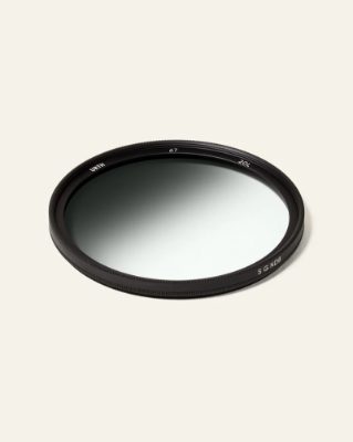 Urth Soft Graduated ND8 Lens Filter (Plus+)