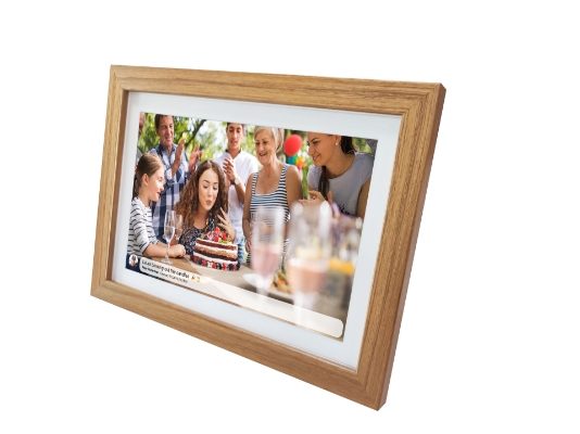 Inov8 10" Digital Frame with Frameo - White w/ Lt Oak Frame