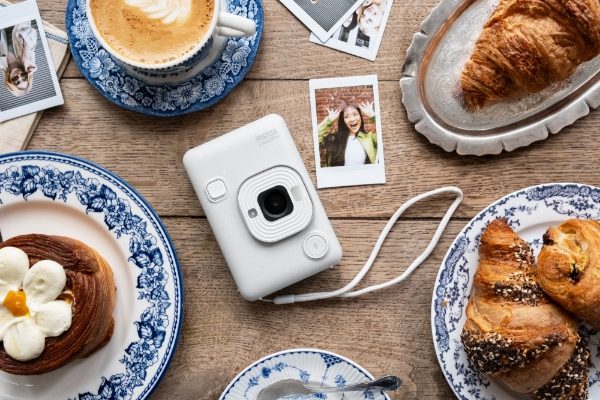 Instax Mini LiPlay Misty White